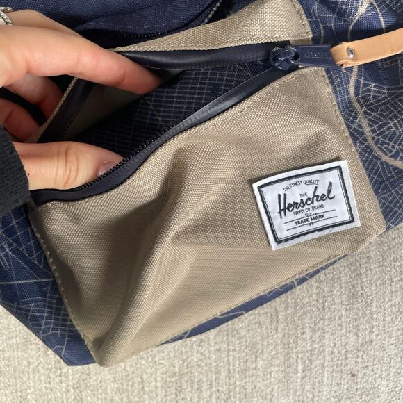 HERSCHEL SUPPLY CO Seventeen Belt Bag In City Map Peacoat Timberwolf Blue Tan - Picture 2 of 5